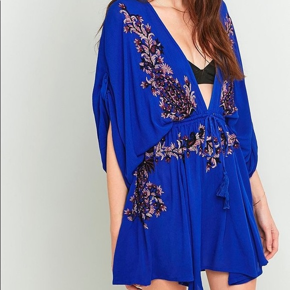 Free People Dresses & Skirts - Free People Pretty Pineapple Embroidered Dress